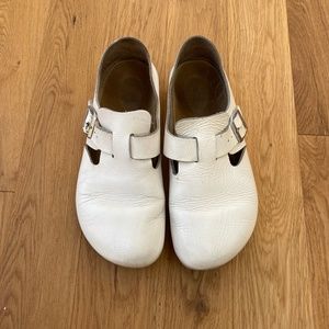 Vintage White London Birkenstocks Size 39